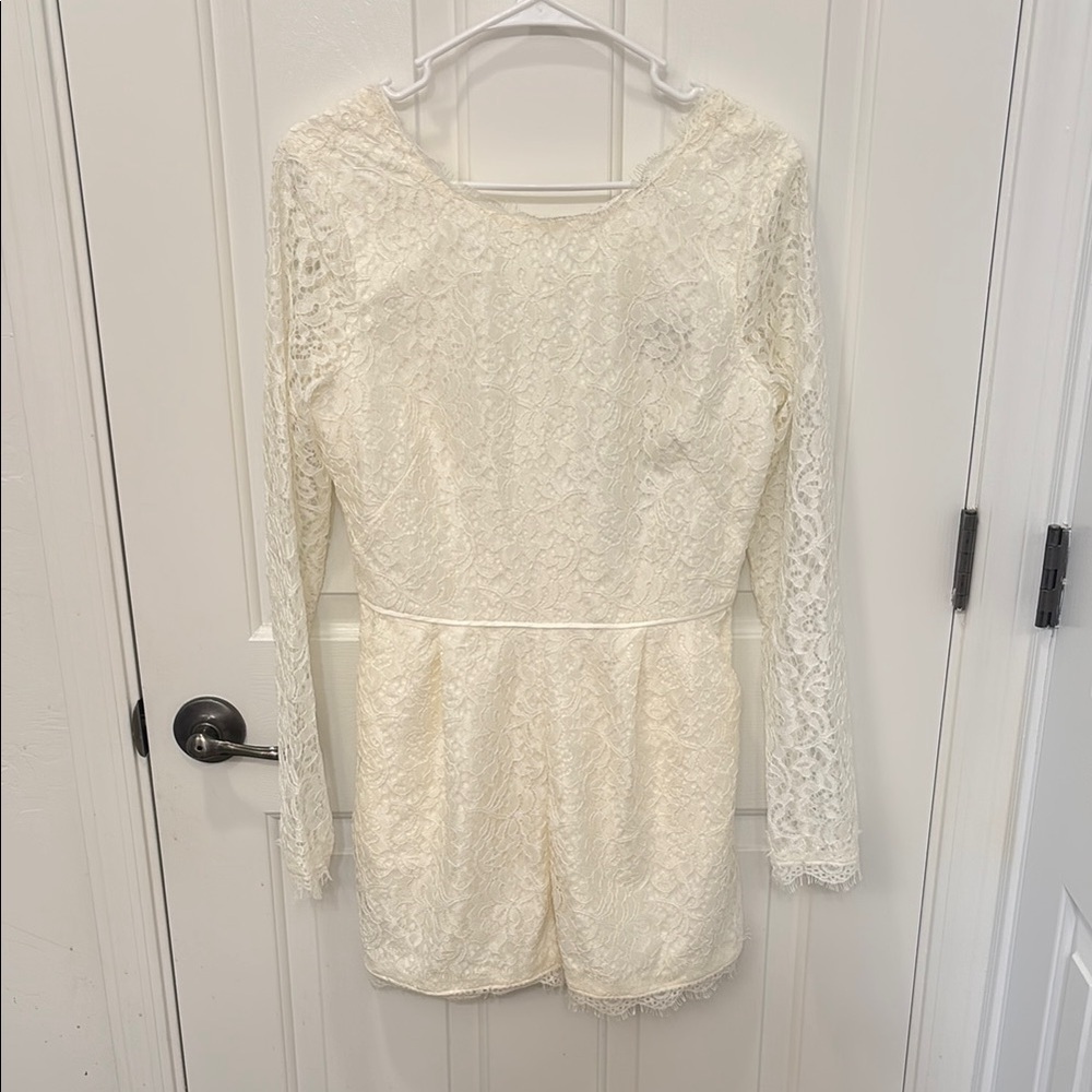 NWT BHLDN Mock-Neck Long-Sleeve Bow-Back Lace Romper - Picture 3 of 8